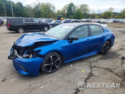 2020 TOYOTA CAMRY XSE 4T1K61AK4LU400830 - główne zdjęcie licytacji z USA - miniatura
