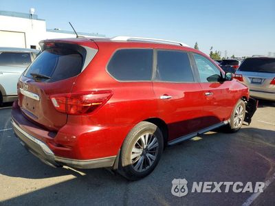Trzecie zdjęcie samochodu z tyłu: 2018 NISSAN PATHFINDER S VIN:5N1DR2MN4JC637834 - miniatura