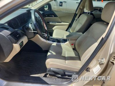 Zdjęcie 7 z 13 samochodu: 2016 HONDA ACCORD LX VIN:1HGCR2F34GA187331 - miniatura