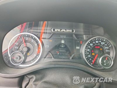 Zdjęcie 9 z 12 samochodu: 2019 RAM 1500 LARAMIE VIN:1C6RREJT0KN581743 - miniatura