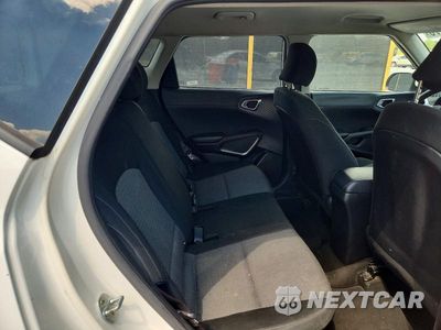 Zdjęcie 10 z 13 samochodu: 2020 KIA SOUL S VIN:KNDJ23AU0L7059692 - miniatura