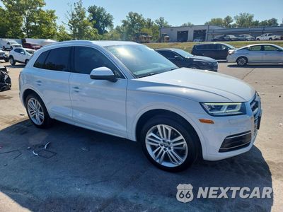 Czwarte zdjęcie samochodu z boku: 2019 AUDI Q5 PREMIUM PLUS VIN:WA1BNAFY8K2081246 - miniatura