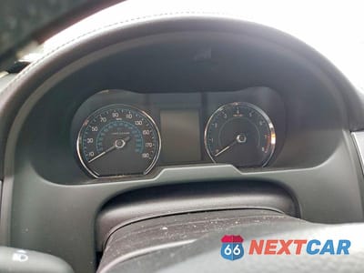 Zdjęcie 9 z 12 samochodu: 2015 JAGUAR XF 2.0T PREMIUM VIN:SAJWA0FS5FPU80425 - miniatura