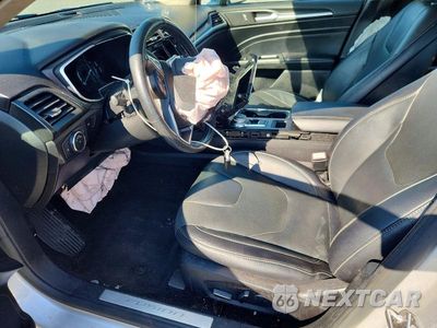 Zdjęcie 7 z 13 samochodu: 2017 FORD FUSION TITANIUM VIN:3FA6P0K93HR238671 - miniatura