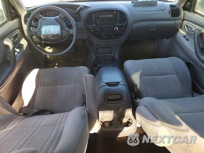 Zdjęcie 8 z 13 samochodu: 2004 TOYOTA TUNDRA SR5 VIN:5TBDT44154S455179 - miniatura