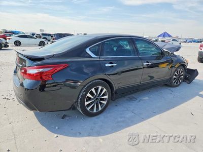 Trzecie zdjęcie samochodu z tyłu: 2018 NISSAN ALTIMA 2.5 SV VIN:1N4AL3AP2JC115763 - miniatura