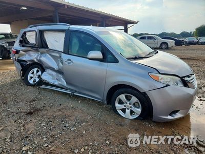 Czwarte zdjęcie samochodu z boku: 2016 TOYOTA SIENNA LE VIN:5TDKK3DC9GS714712 - miniatura