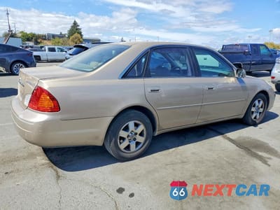 Trzecie zdjęcie samochodu z tyłu: 2002 TOYOTA AVALON XL VIN:4T1BF28B92U257710 - miniatura