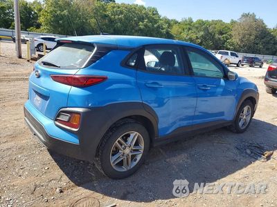Trzecie zdjęcie samochodu z tyłu: 2018 HYUNDAI KONA SE VIN:KM8K12AA5JU091135 - miniatura