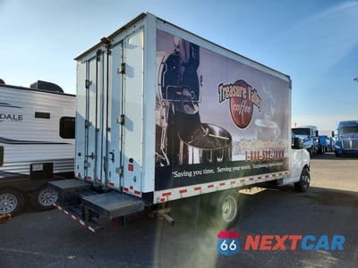 Trzecie zdjęcie samochodu z tyłu: 2020 CHEVROLET EXPRESS G3500 VIN:1HA3GSCG9LN012051 - miniatura