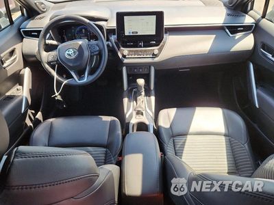 Zdjęcie 8 z 13 samochodu: 2024 TOYOTA COROLLA CROSS HYBRID XSE VIN:7MUFBABG4RV049383 - miniatura
