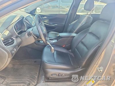 Zdjęcie 7 z 12 samochodu: 2017 CHEVROLET MALIBU LT VIN:1G1ZE5STXHF121830 - miniatura