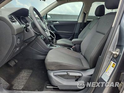 Zdjęcie 7 z 13 samochodu: 2019 VOLKSWAGEN TIGUAN S VIN:3VV1B7AX1KM142992 - miniatura