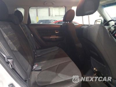 Zdjęcie 10 z 12 samochodu: 2013 KIA SOUL + VIN:KNDJT2A60D7763322 - miniatura