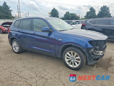 Czwarte zdjęcie samochodu z boku: 2015 BMW X3 XDRIVE28I VIN:5UXWX9C52F0D52203 - miniatura
