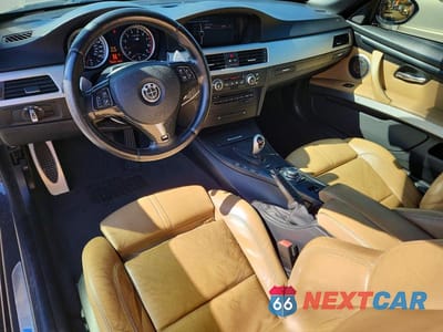 Zdjęcie 8 z 12 samochodu: 2009 BMW M3 VIN:WBSWL93579P332396 - miniatura