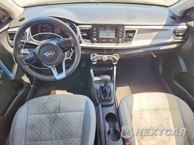 Zdjęcie 8 z 12 samochodu: 2018 KIA RIO LX VIN:3KPA24AB8JE072708 - miniatura