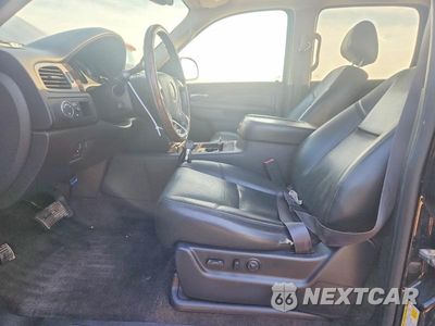 Zdjęcie 7 z 13 samochodu: 2013 GMC YUKON XL DENALI VIN:1GKS2MEF6DR373492 - miniatura