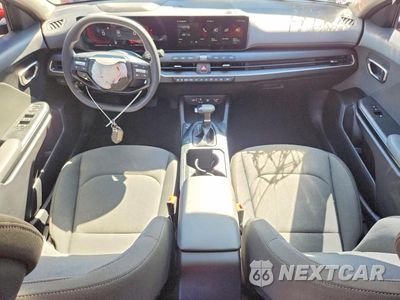 Zdjęcie 8 z 12 samochodu: 2025 KIA K4 LXS VIN:3KPFT4DE7SE186404 - miniatura