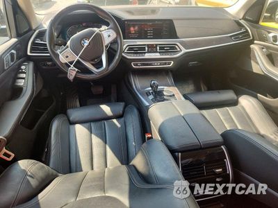 Zdjęcie 8 z 14 samochodu: 2020 BMW X7 XDRIVE40I VIN:5UXCW2C08L9D05816 - miniatura