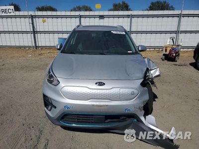 Piąte zdjęcie samochodu w środku: 2020 KIA NIRO EX PREMIUM VIN:KNDCE3LG5L5061411 - miniatura