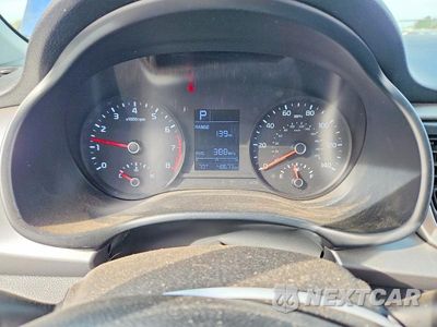 Zdjęcie 9 z 12 samochodu: 2020 KIA RIO S VIN:3KPA24AD2LE284959 - miniatura