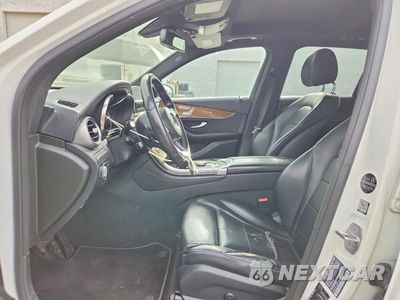 Zdjęcie 7 z 12 samochodu: 2018 MERZ GLC 300 VIN:WDC0G4JB0JV019181 - miniatura