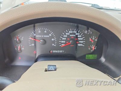 Zdjęcie 9 z 12 samochodu: 2004 FORD F150 VIN:1FTPX145X4NA64903 - miniatura