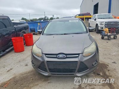 Piąte zdjęcie samochodu w środku: 2013 FORD FOCUS TITANIUM VIN:1FADP3J29DL326744 - miniatura