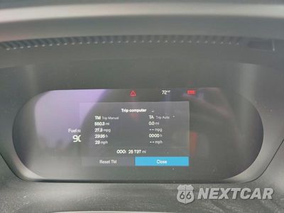 Zdjęcie 9 z 12 samochodu: 2024 VOLVO XC40 PLUS VIN:YV4L12UL8R2280369 - miniatura
