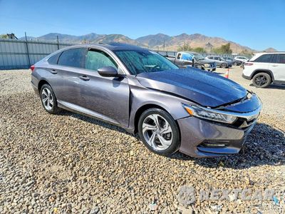 Czwarte zdjęcie samochodu z boku: 2018 HONDA ACCORD EX VIN:1HGCV1F42JA035313 - miniatura