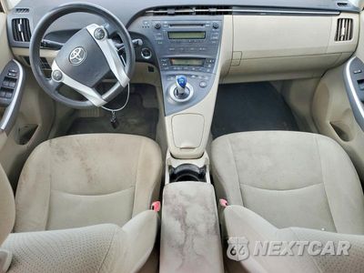 Zdjęcie 8 z 12 samochodu: 2010 TOYOTA PRIUS II VIN:JTDKN3DUXA0184678 - miniatura