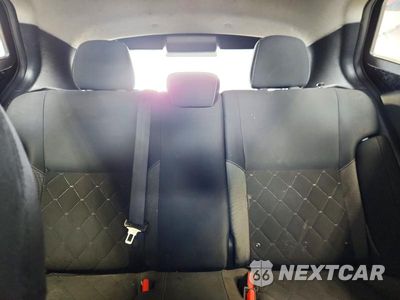 Zdjęcie 10 z 13 samochodu: 2020 NISSAN KICKS S VIN:3N1CP5BV9LL508895 - miniatura