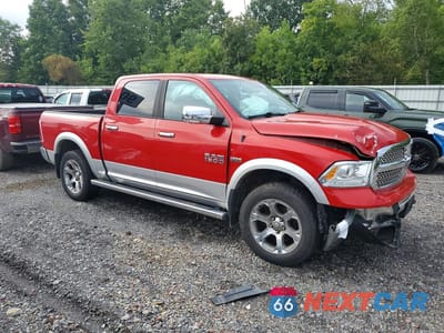 Czwarte zdjęcie samochodu z boku: 2016 RAM 1500 LARAMIE VIN:1C6RR7NT4GS151597 - miniatura