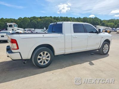 Trzecie zdjęcie samochodu z tyłu: 2020 RAM 2500 LIMITED VIN:3C6UR5TL6LG216632 - miniatura