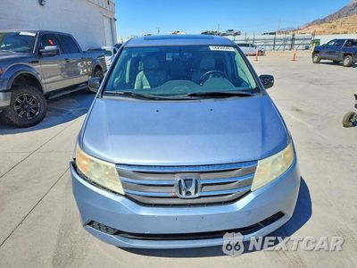 Piąte zdjęcie samochodu w środku: 2011 HONDA ODYSSEY EXL VIN:5FNRL5H64BB051252 - miniatura