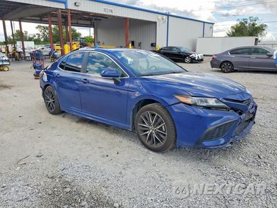 Czwarte zdjęcie samochodu z boku: 2023 TOYOTA CAMRY SE VIN:4T1G11AK1PU088282 - miniatura