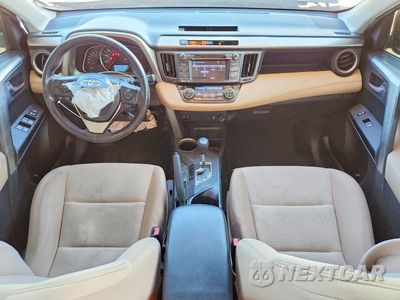 Zdjęcie 8 z 13 samochodu: 2015 TOYOTA RAV4 XLE VIN:JTMWFREV8FD072017 - miniatura