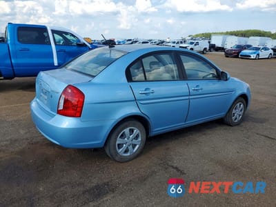 Trzecie zdjęcie samochodu z tyłu: 2010 HYUNDAI ACCENT GLS VIN:KMHCN4AC2AU530572 - miniatura