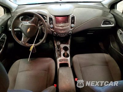 Zdjęcie 8 z 12 samochodu: 2019 CHEVROLET CRUZE LT VIN:1G1BE5SM6K7118984 - miniatura