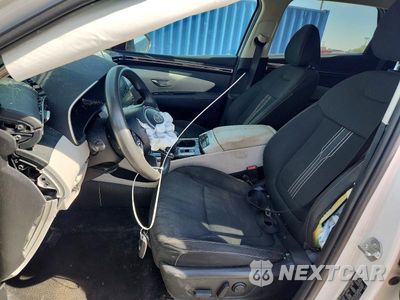 Zdjęcie 7 z 12 samochodu: 2024 HYUNDAI TUCSON SEL VIN:5NMJBCDE8RH365478 - miniatura
