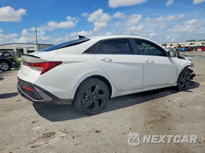 Trzecie zdjęcie samochodu z tyłu: 2026 HYUNDAI ELANTRA SEL SPORT PREMIUM VIN:KMHLS4DG1TU142405 - miniatura