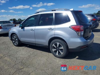 Drugie zdjęcie samochodu z przodu: 2017 SUBARU FORESTER 2.5I PREMIUM VIN:JF2SJAEC5HH567821 - miniatura