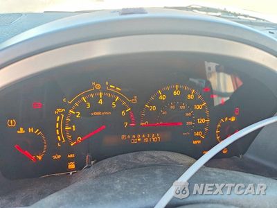 Zdjęcie 9 z 14 samochodu: 2005 INFINITI QX56 BASE VIN:5N3AA08C45N805142 - miniatura