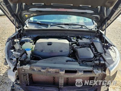 Zdjęcie 12 z 14 samochodu: 2022 VOLVO XC40 T5 MOMENTUM VIN:YV4162UK8N2645434 - miniatura