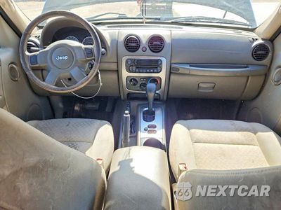Zdjęcie 8 z 12 samochodu: 2006 JEEP LIBERTY RENEGADE VIN:1J4GL38K36W139682 - miniatura