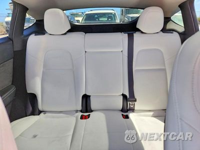 Zdjęcie 10 z 13 samochodu: 2023 TESLA MODEL Y VIN:7SAYGDEE1PF966138 - miniatura