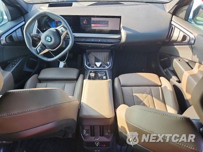 Zdjęcie 8 z 13 samochodu: 2025 BMW X3 30 XDRIVE VIN:5UX53GP07S9021162 - miniatura