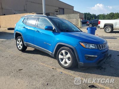 Czwarte zdjęcie samochodu z boku: 2019 JEEP COMPASS LATITUDE VIN:3C4NJDBB0KT670064 - miniatura