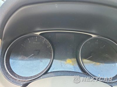 Zdjęcie 9 z 13 samochodu: 2014 NISSAN ROGUE SL VIN:5N1AT2MT4EC760235 - miniatura